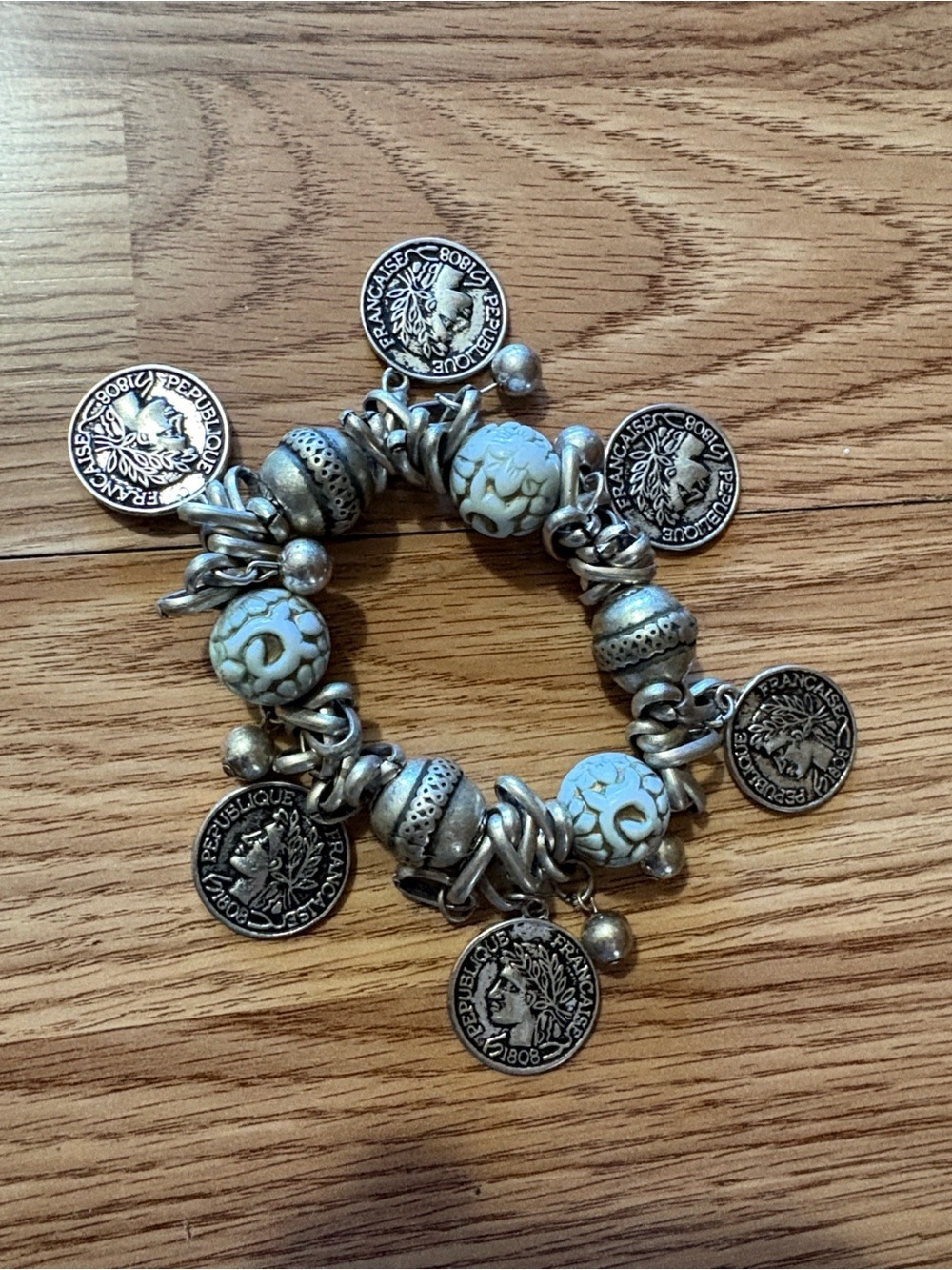 VINTAGE CHA CHA ROMAN COIN CHARM LIGHT BLUE STONE DANGLE STRETCH BRACELET